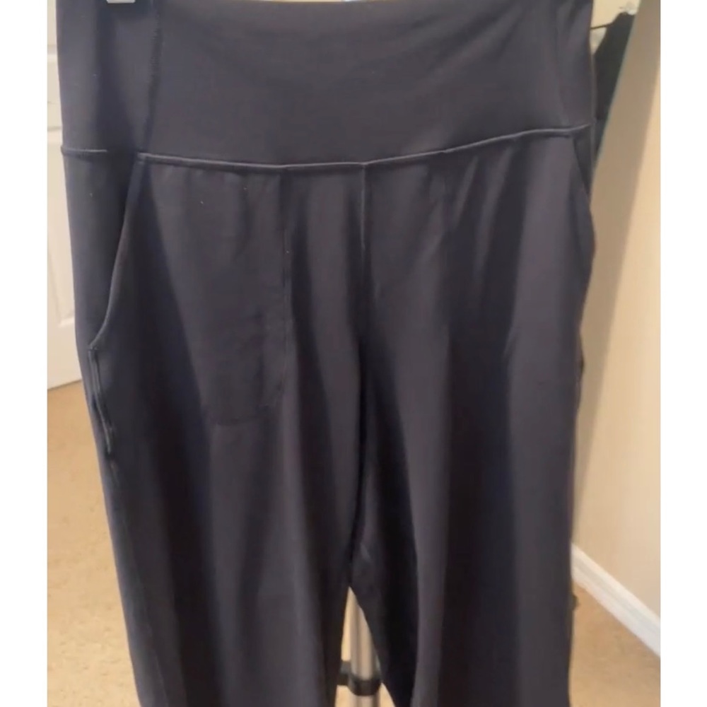Lululemon straight leg crop wide waistband size 8 EUC - Picture 3 of 16